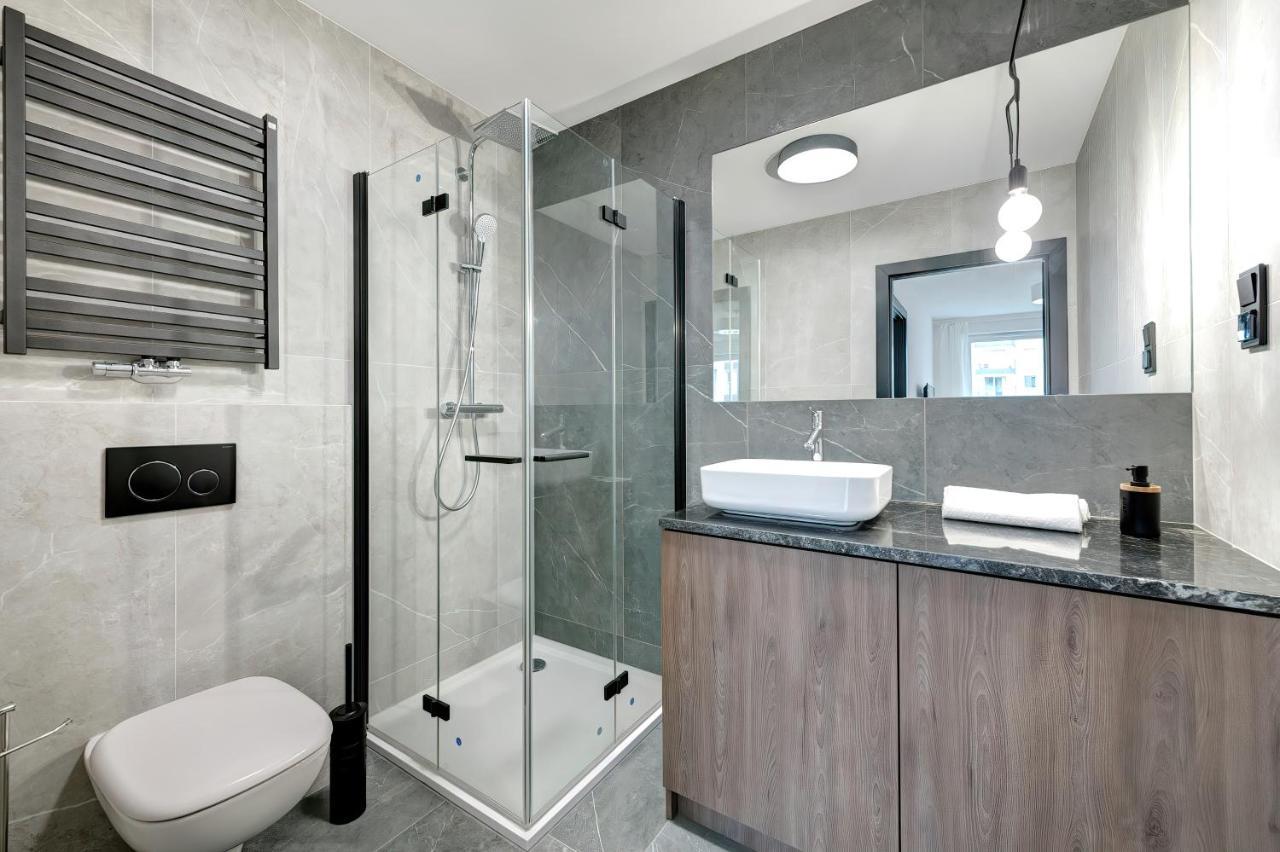 Old Town Apartments - Sw Barbary Street By Noclegi Renters Gdansk Bagian luar foto